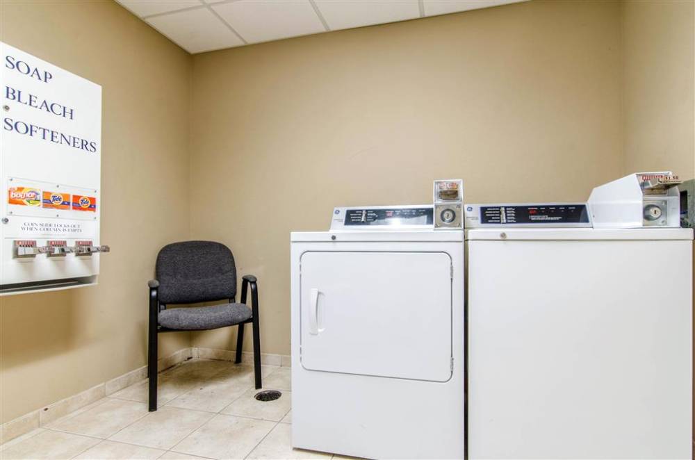 Comfort Suites Bentonville 7