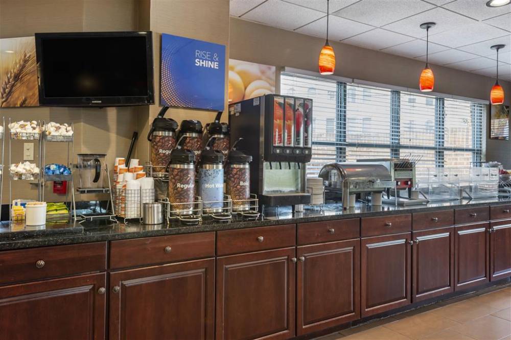 Comfort Suites Bethlehem 10
