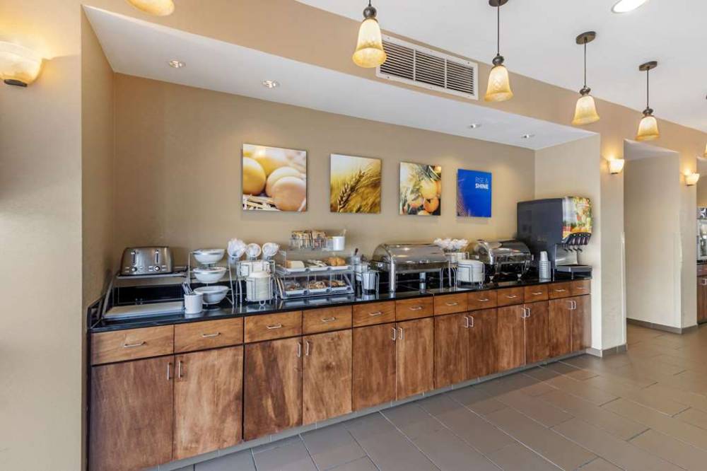 Comfort Suites Cullman I-65 Exit 310 8