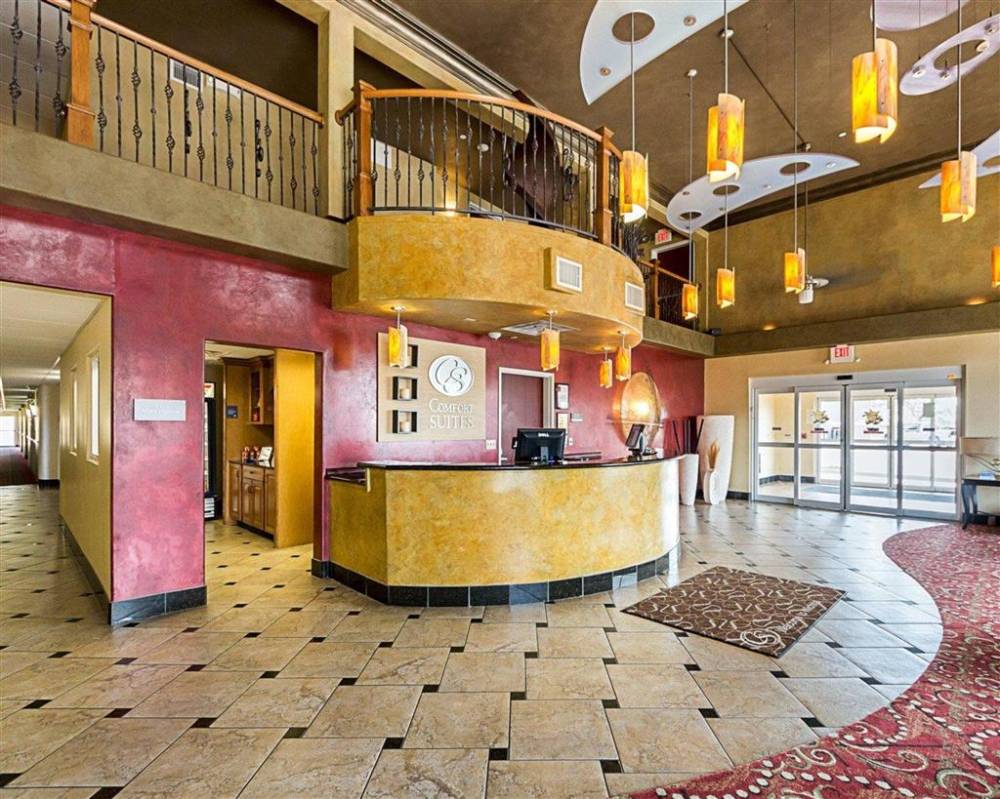 Comfort Suites 7
