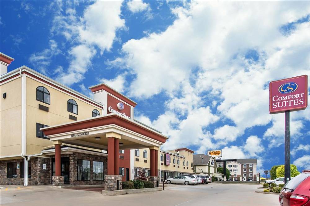 Comfort Suites Fairgrounds West 2