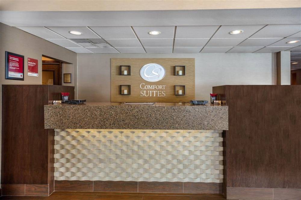 Comfort Suites Green Bay 3