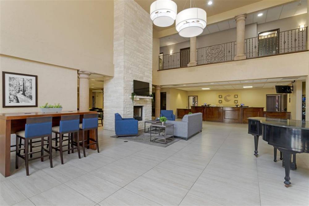 Comfort Suites Kingwood Houston North 6