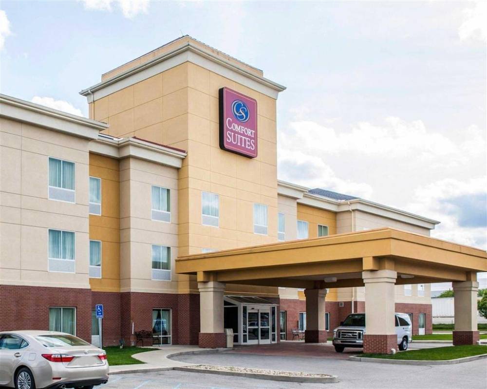 Comfort Suites hotel in Indianapolis, IN