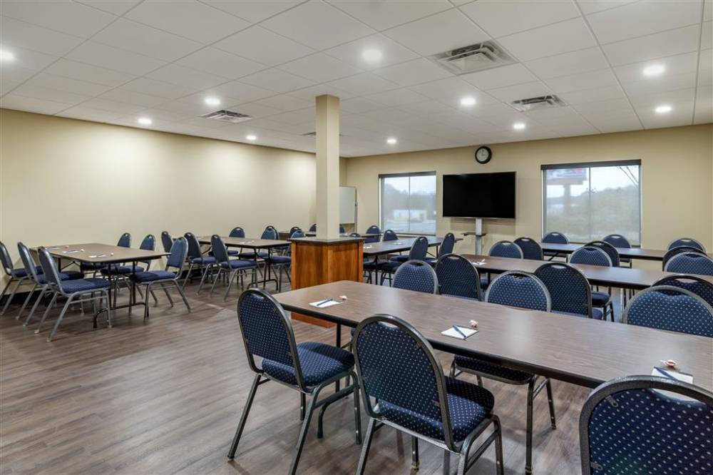 Comfort Suites Niceville Near Eglin Air  5