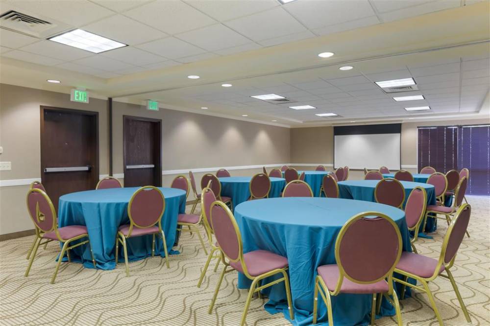 Comfort Suites Ontario Airport Conventio 4