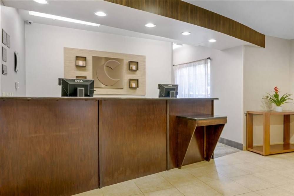 Comfort Suites Orlando 5