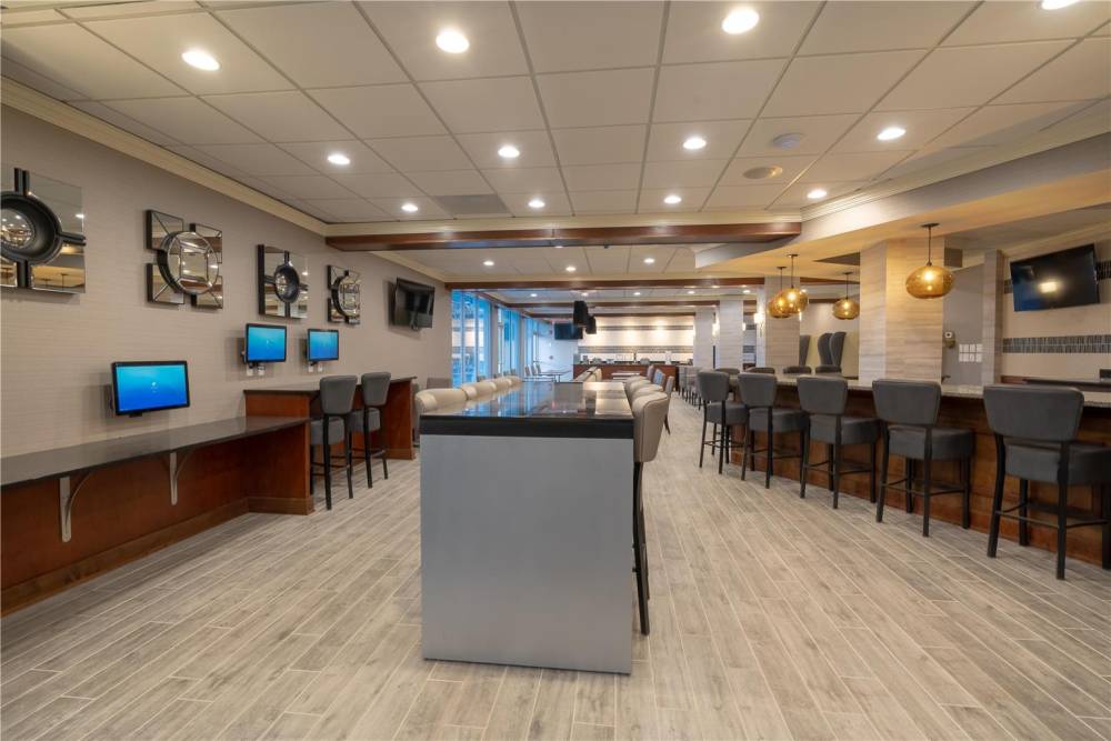 Cottonwood Airport And Expo Hotel Louisville  6