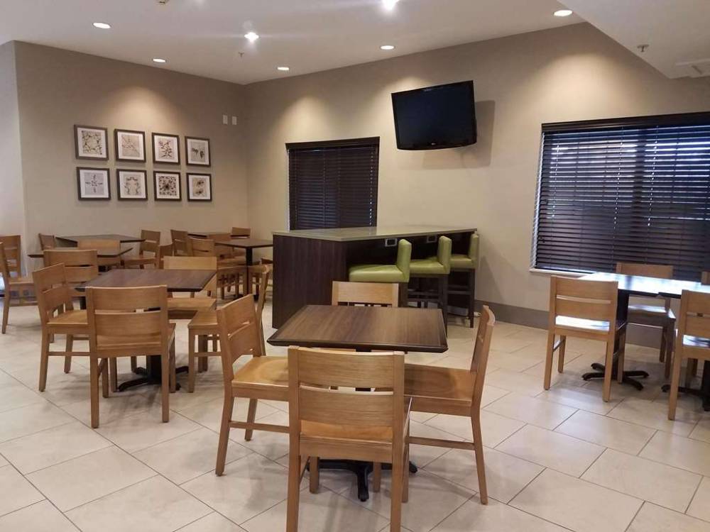 Country Inn And Suites By Radisson Indianapolis Airport South In 7