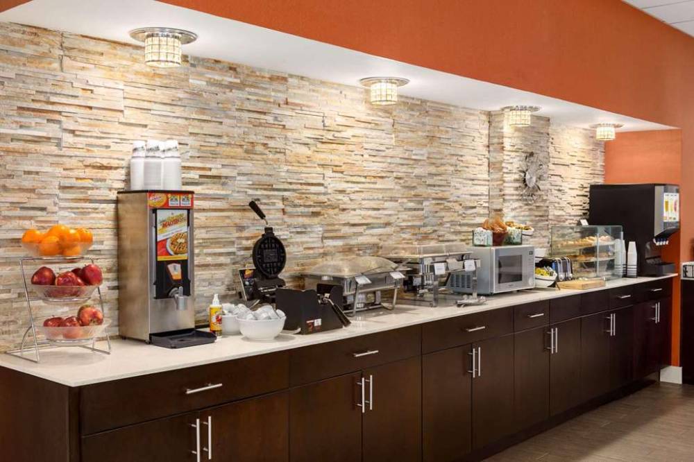Country Inn & Suites By Radisson Nashville Airport Tn 9