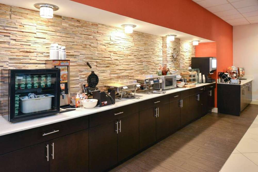 Country Inn & Suites By Radisson Nashville Airport Tn 10