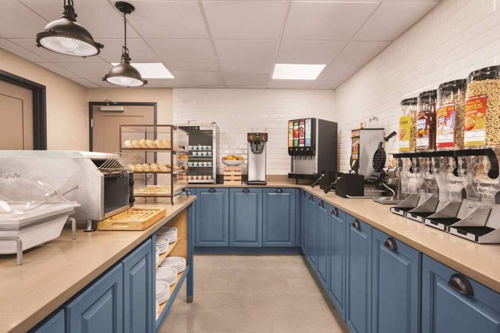 Country Inn & Suites By Radisson Savannah Midtown Ga 10