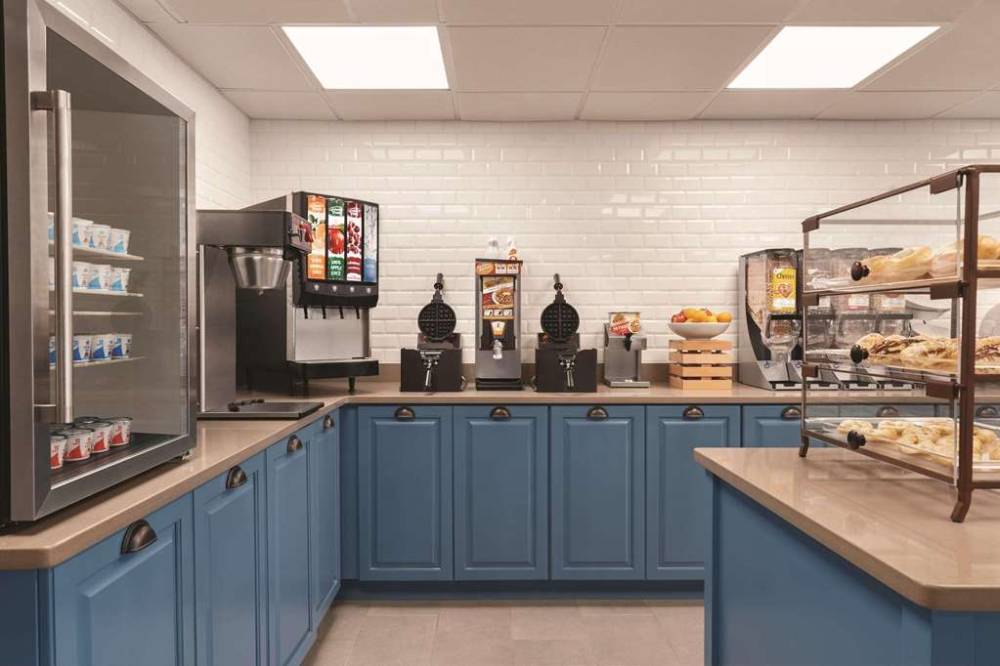 Country Inn & Suites By Radisson Savannah Midtown Ga 9