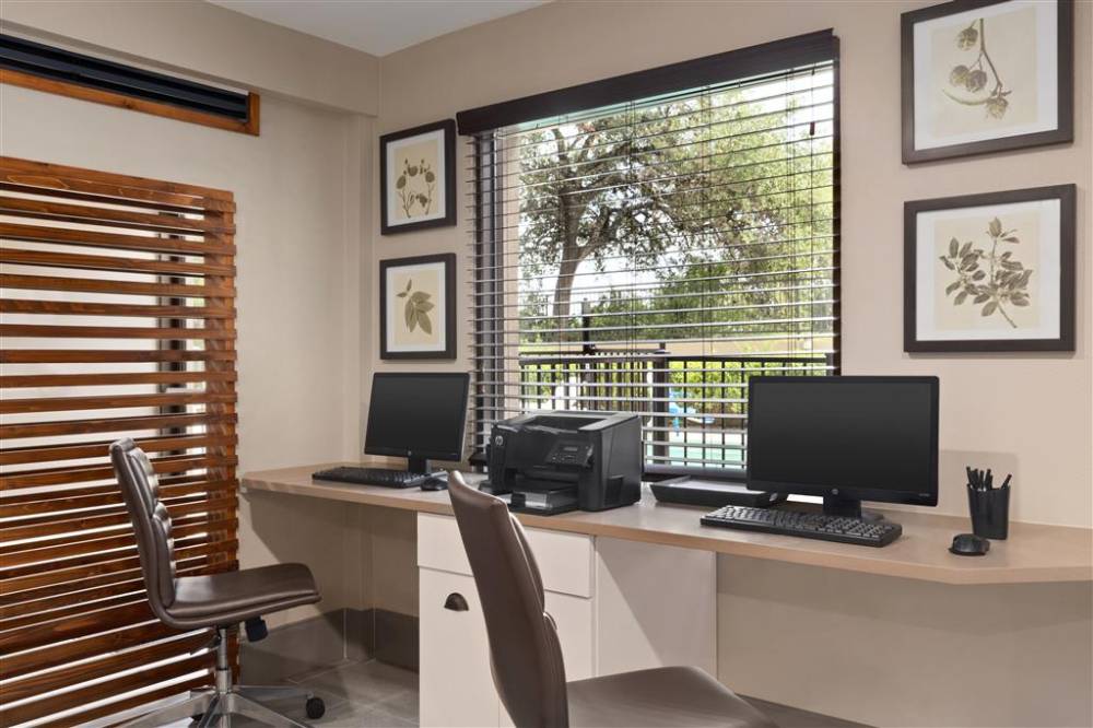 Country Inn Suites Medical Ctr 9