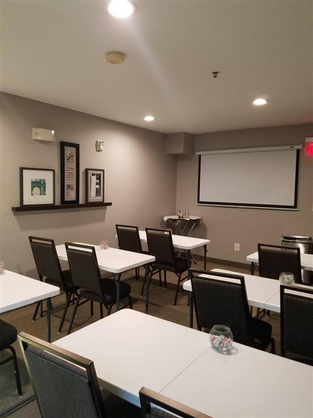 Country Inn Suites Medical Ctr 3