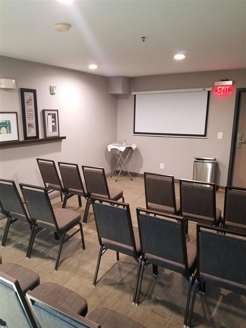 Country Inn Suites Medical Ctr 4