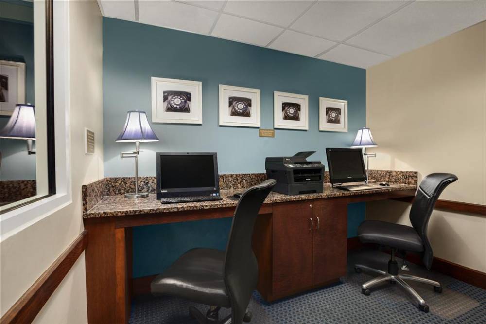 Country Inn Suites Va Beach 5