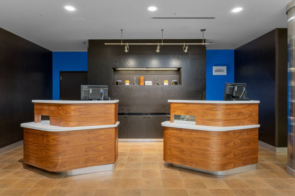 Courtyard By Marriott Asheville Airport 8