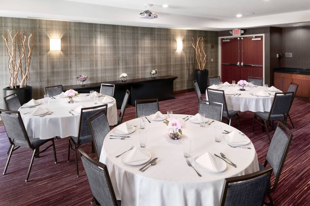 Courtyard By Marriott Bethlehem Lehigh Valley I-78 8