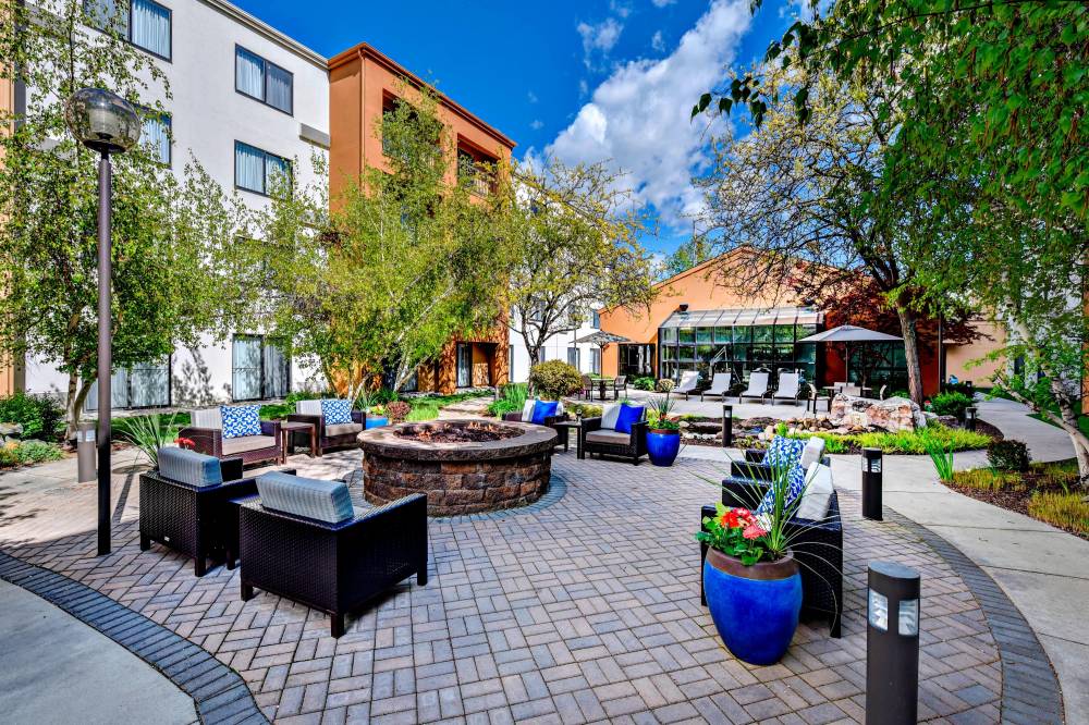Courtyard By Marriott Boise Downtown 3