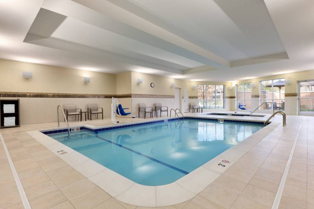 Courtyard By Marriott Boston Dedham Westwood 3
