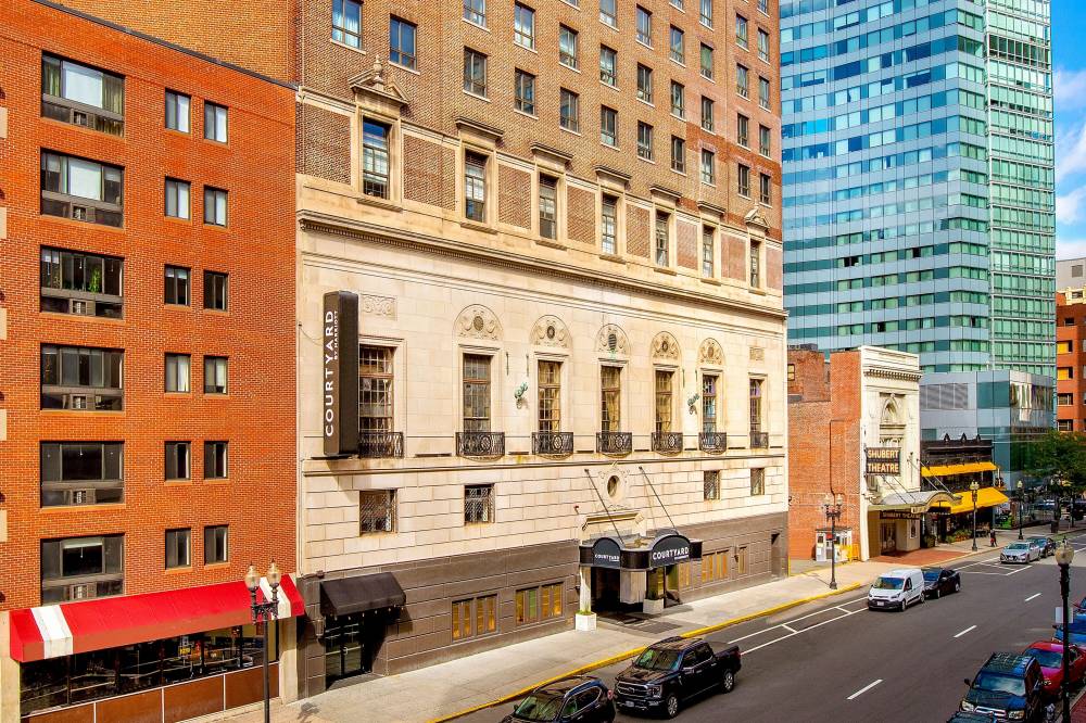 Courtyard By Marriott Boston Downtown 6