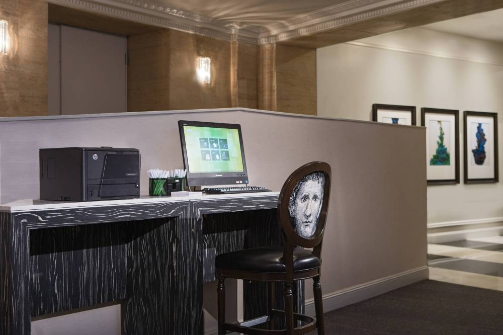Courtyard By Marriott Boston Downtown 4