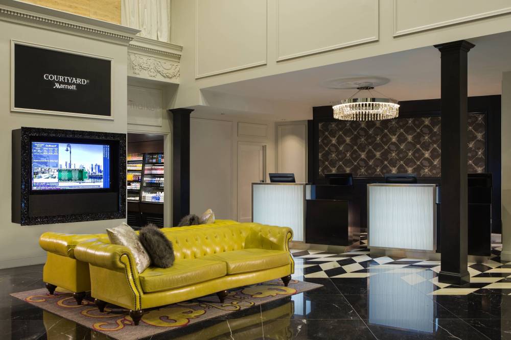 Courtyard By Marriott Boston Downtown 8