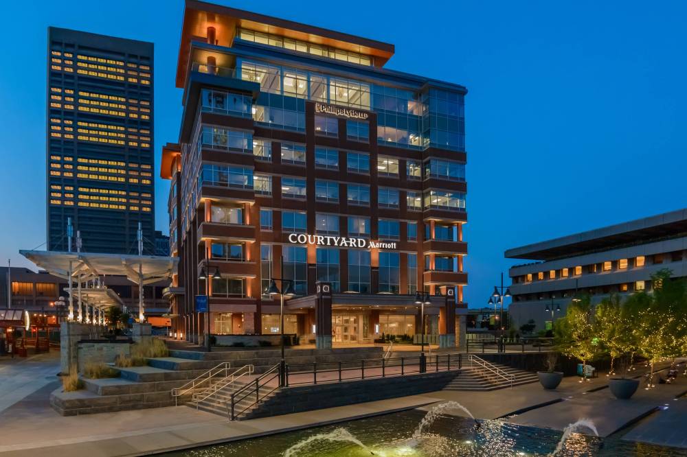 Courtyard By Marriott Buffalo Downtown Canalside 2