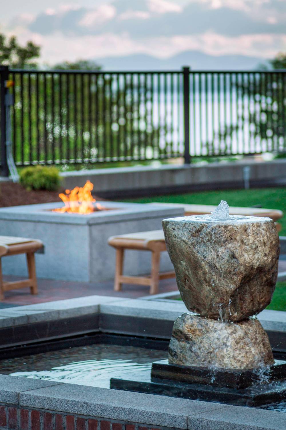 Courtyard By Marriott Burlington Harbor 4