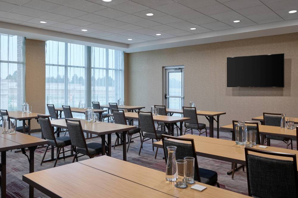 Courtyard By Marriott Denver Aurora 6