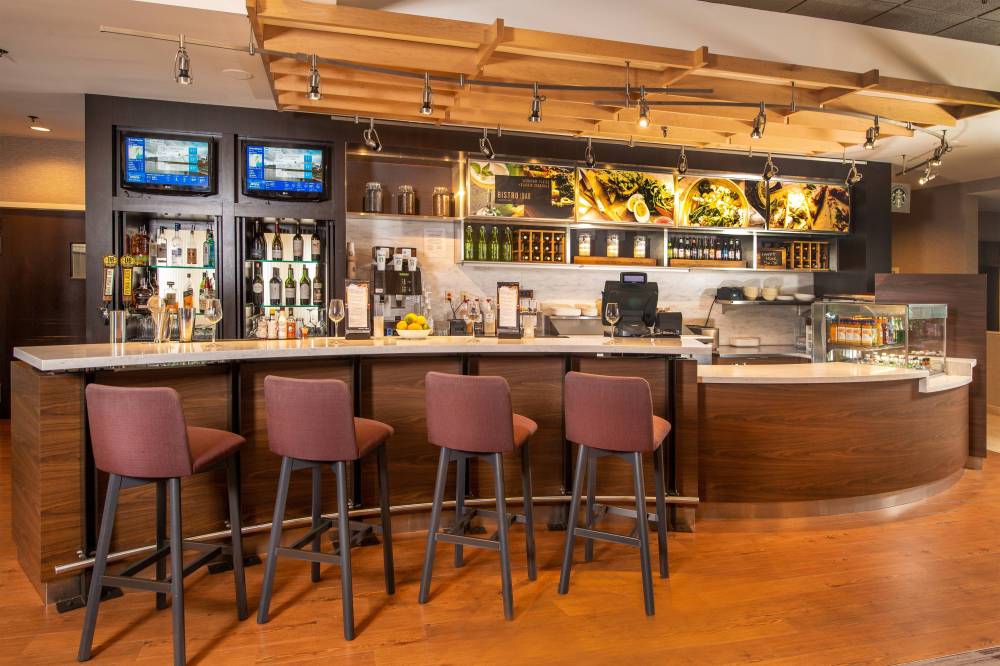 Courtyard By Marriott Dulles Airport Herndon Reston 4