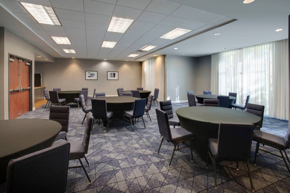 Courtyard By Marriott Fort Lauderdale Sw/miramar 10