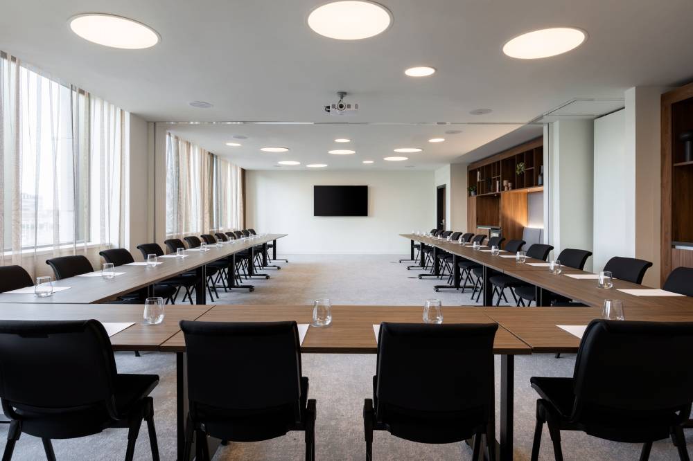 Courtyard By Marriott Glasgow Sec 10