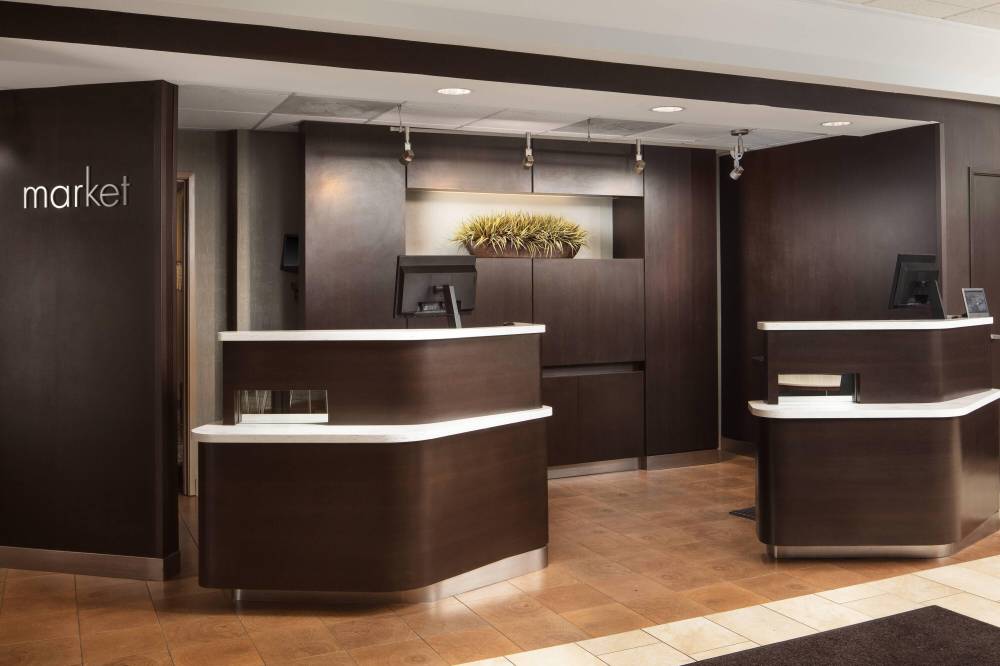 Courtyard By Marriott Indianapolis At The Capitol 3