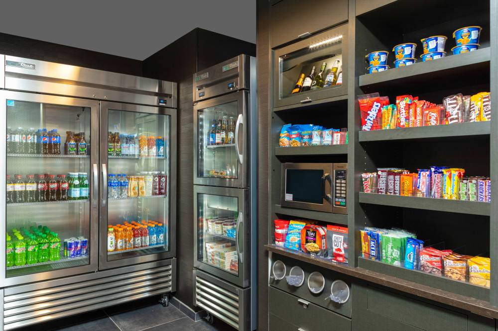 Courtyard By Marriott Indianapolis West-speedway 2