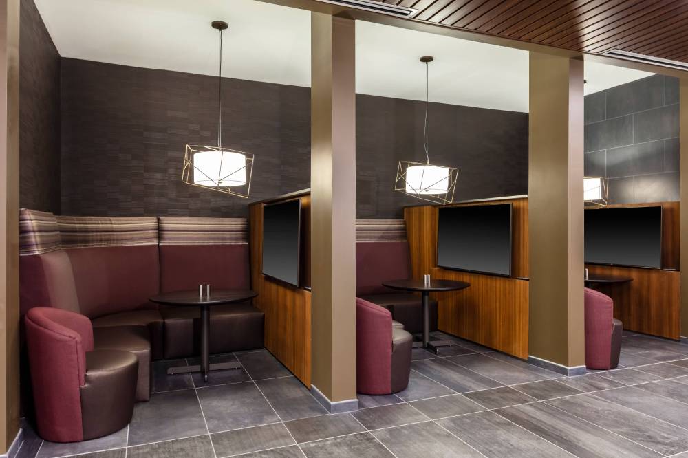 Courtyard By Marriott Indianapolis West-speedway 6