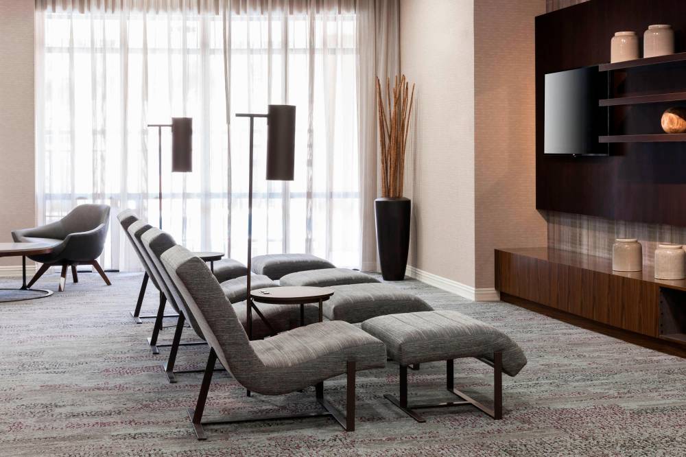 Courtyard By Marriott Miami At Dolphin Mall 10