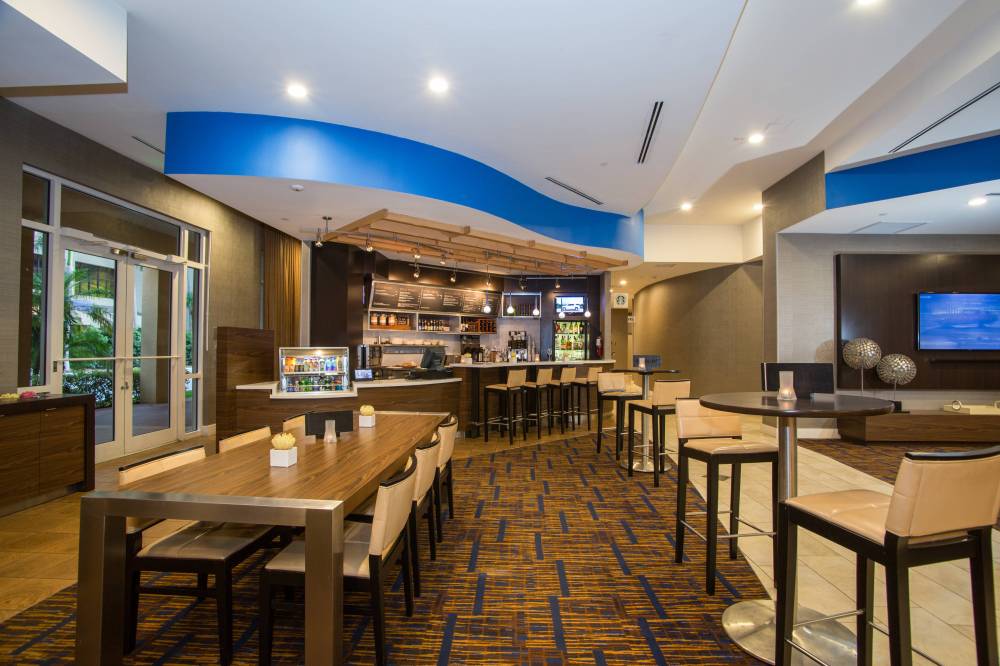 Courtyard By Marriott Miami Dadeland 8