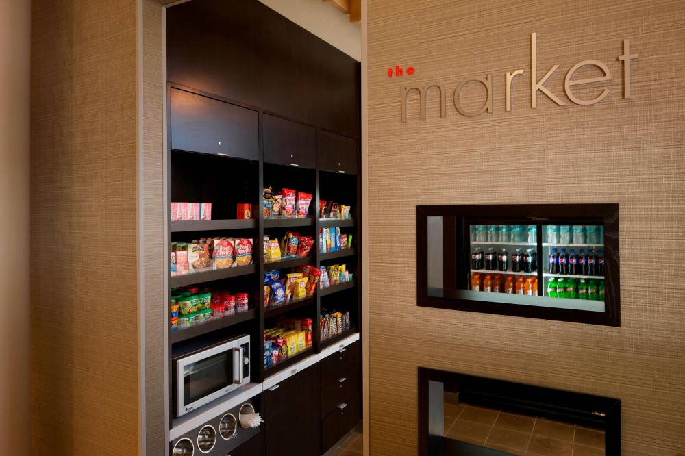 Courtyard By Marriott Miami Dadeland 3