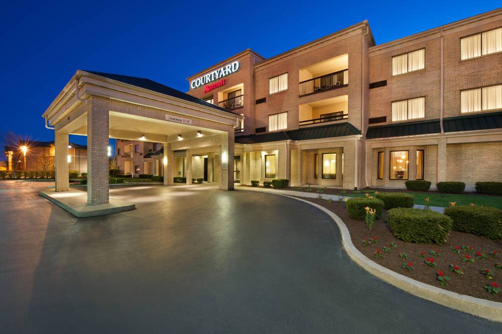 Courtyard By Marriott Mishawaka-university Area 5