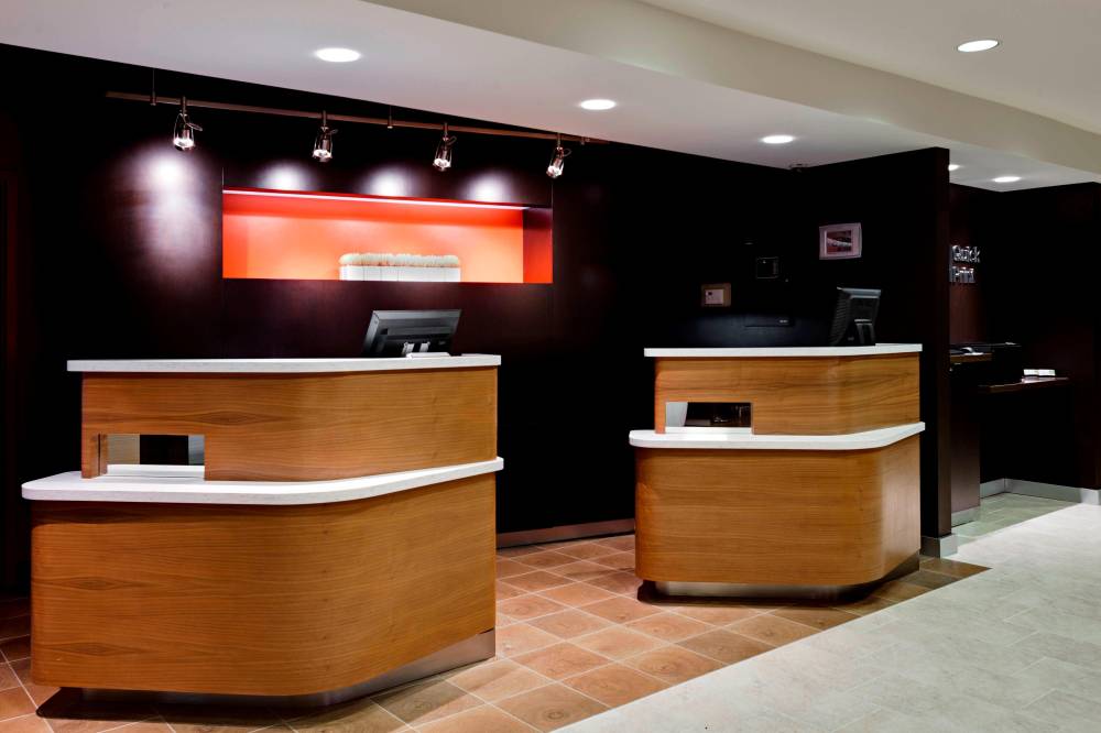 Courtyard By Marriott Mishawaka-university Area 10