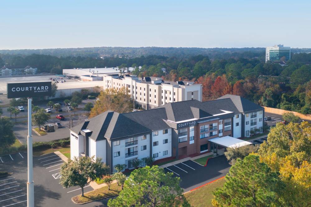 Courtyard By Marriott Mobile 6
