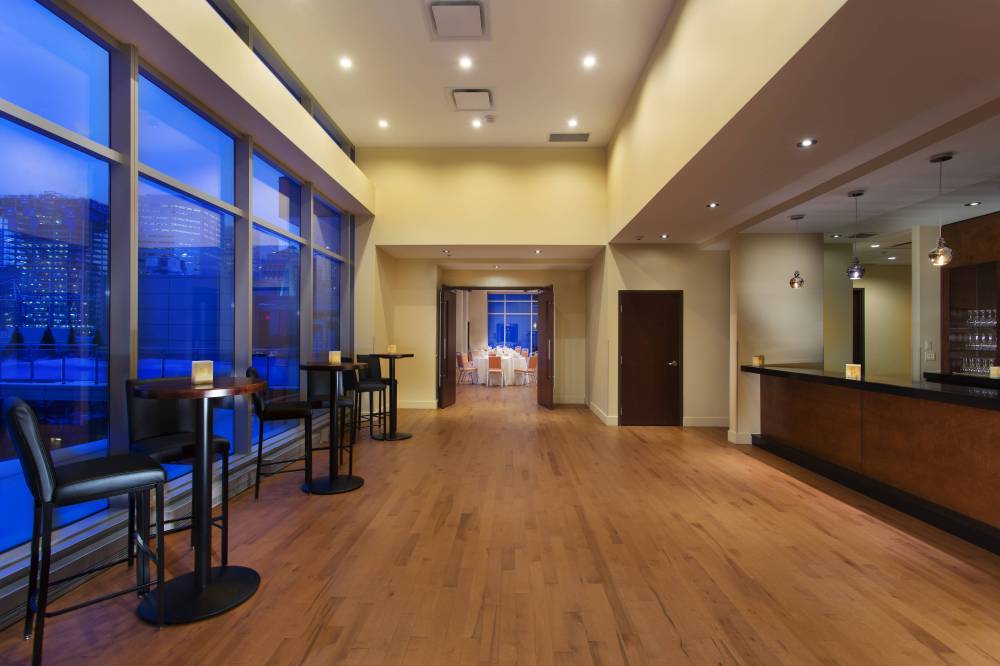 Courtyard By Marriott Montreal Downtown 10