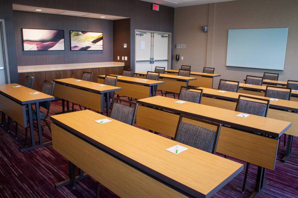 Courtyard By Marriott Omaha East-council Bluffs Ia 2