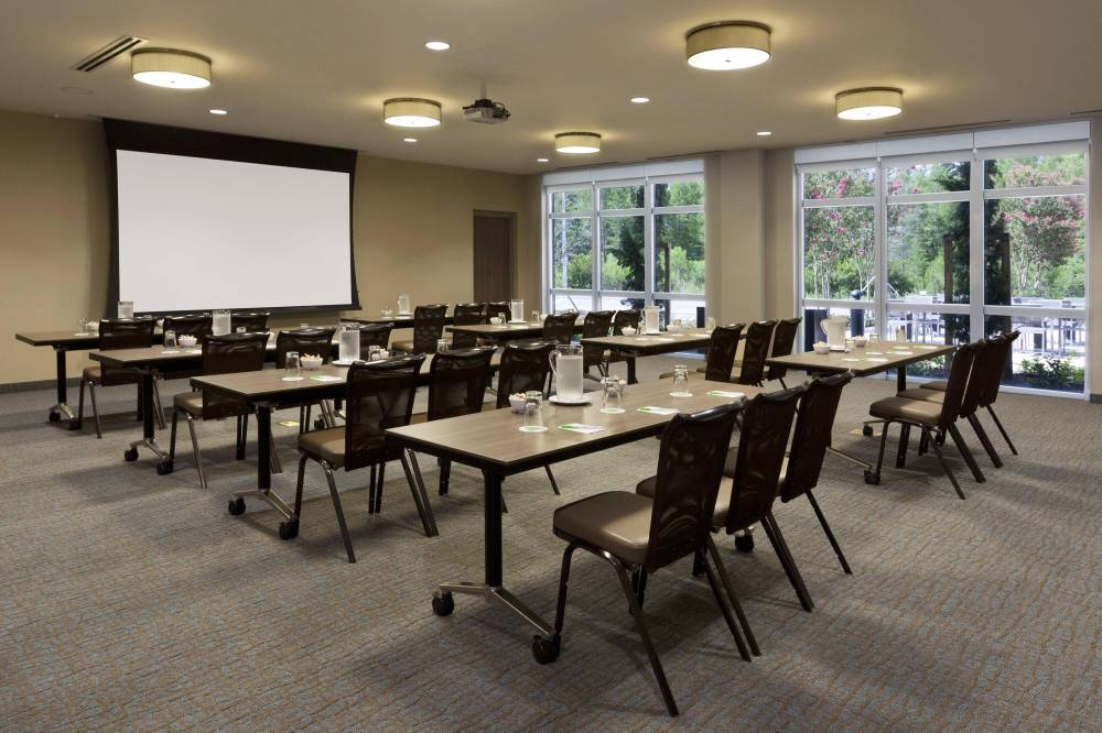 Courtyard By Marriott Orlando South/grande Lakes Area 4