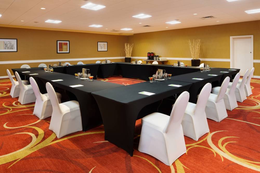Courtyard By Marriott Ottawa Downtown 9