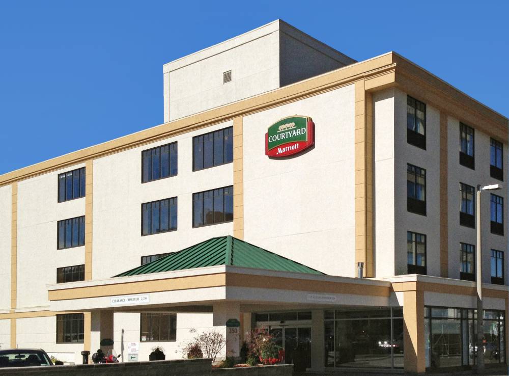 Courtyard By Marriott Ottawa Downtown 6