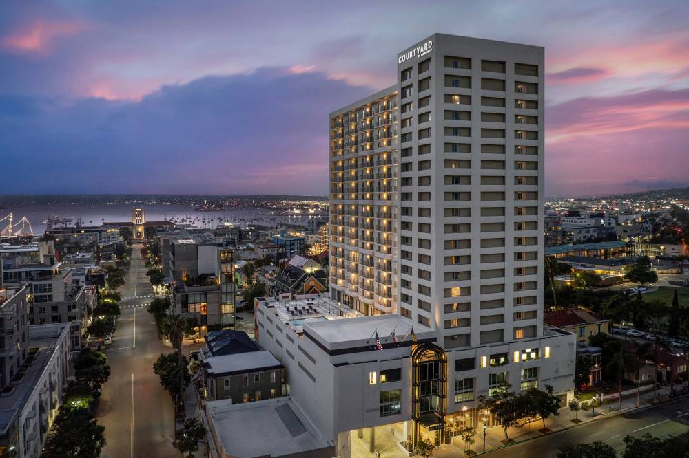 Courtyard By Marriott San Diego Downtown Little Italy 7
