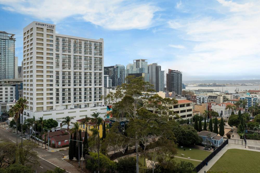 Courtyard By Marriott San Diego Downtown Little Italy 4